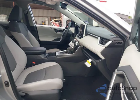 2025 Toyota Rav4 Xle z USA, uszkodzony, nr VIN 2T3W1RFV1SC329319